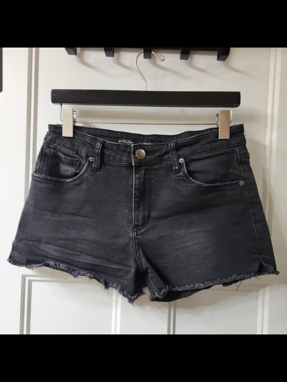 MWOT STS Black Boyfriend Short
